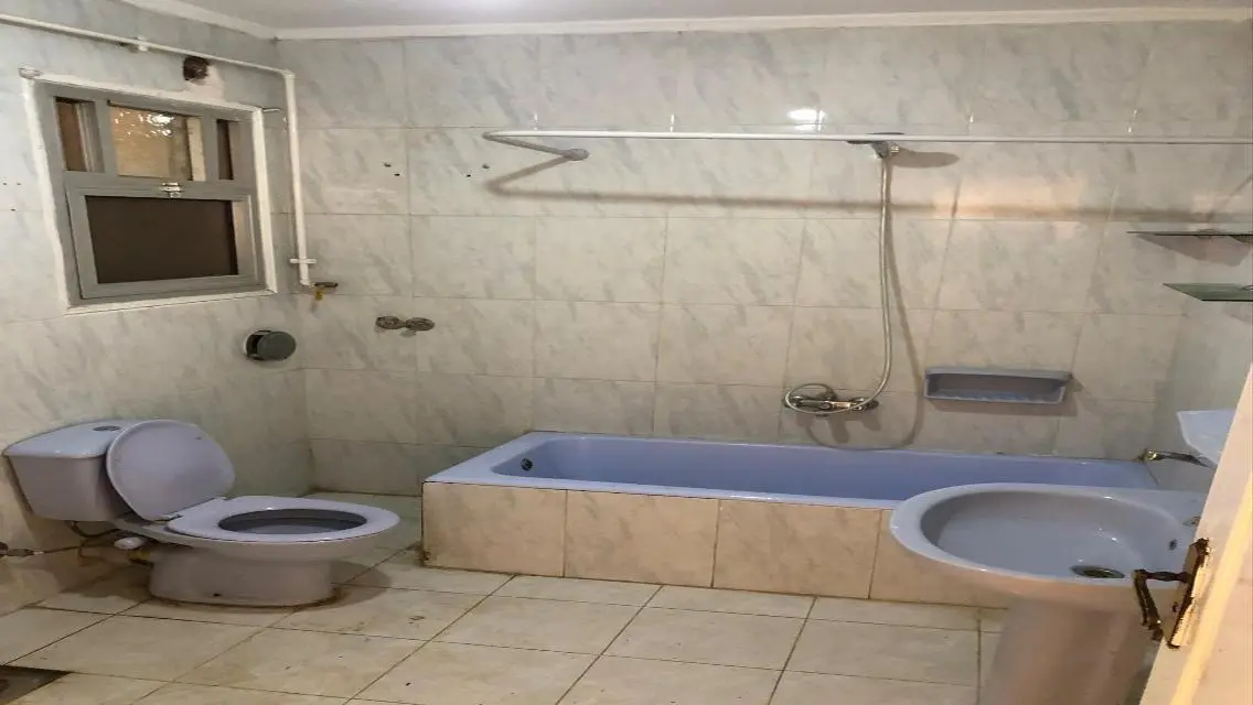 شقة مميزة للإيجار بمساحة رائعة