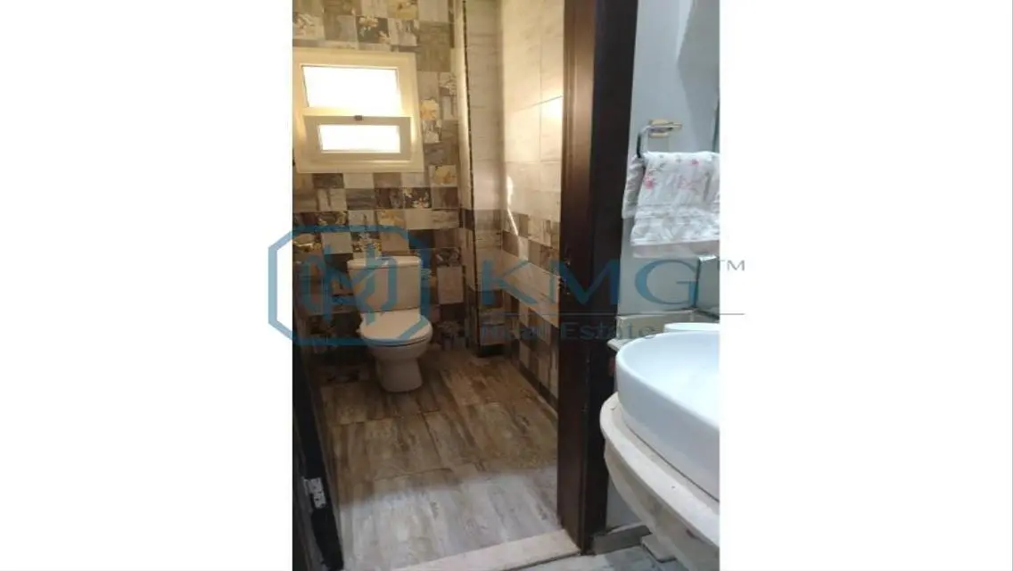 -220- Luxury Apartment for Sale