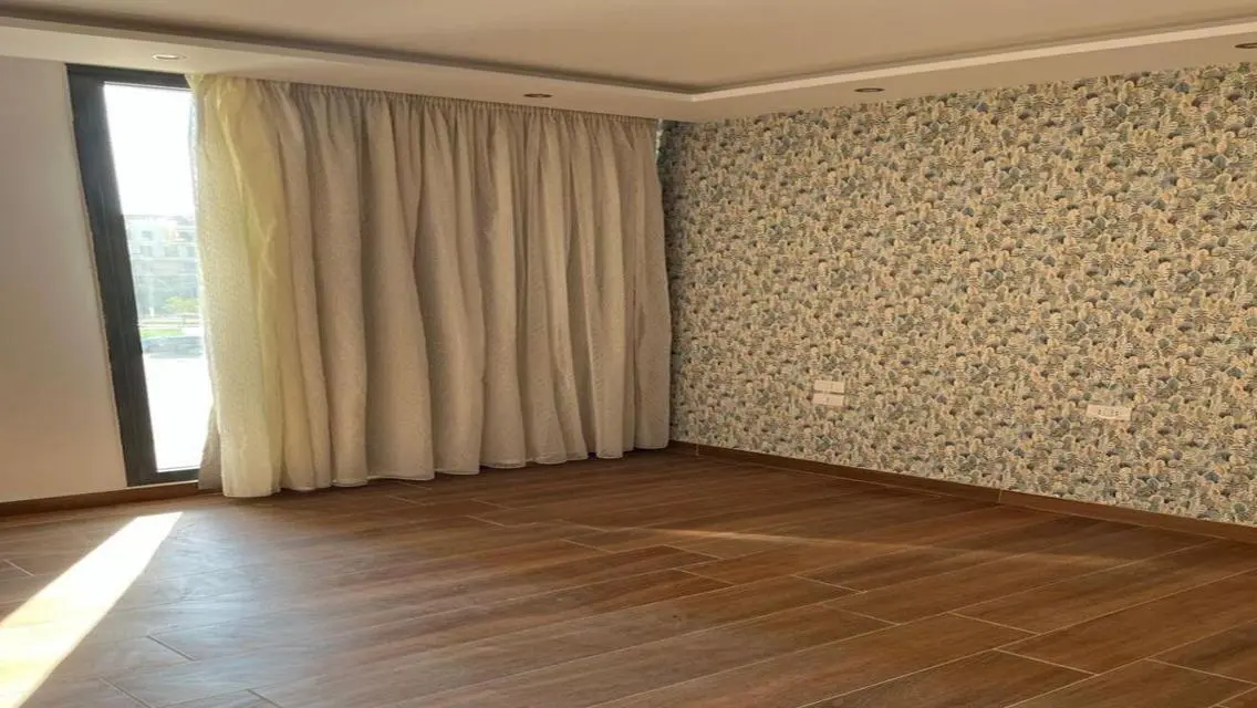 Luxury Apartment for Sale at 60000 with All Amenities