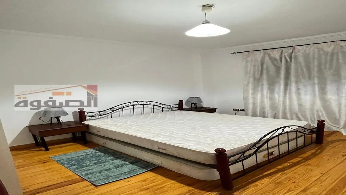 Spacious Apartment for Rent with Kitchen Facilities and Balcony