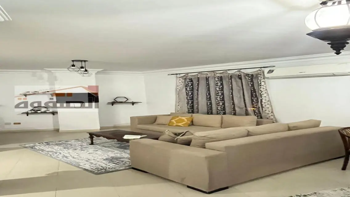 Spacious Apartment for Rent with Kitchen Facilities and Balcony