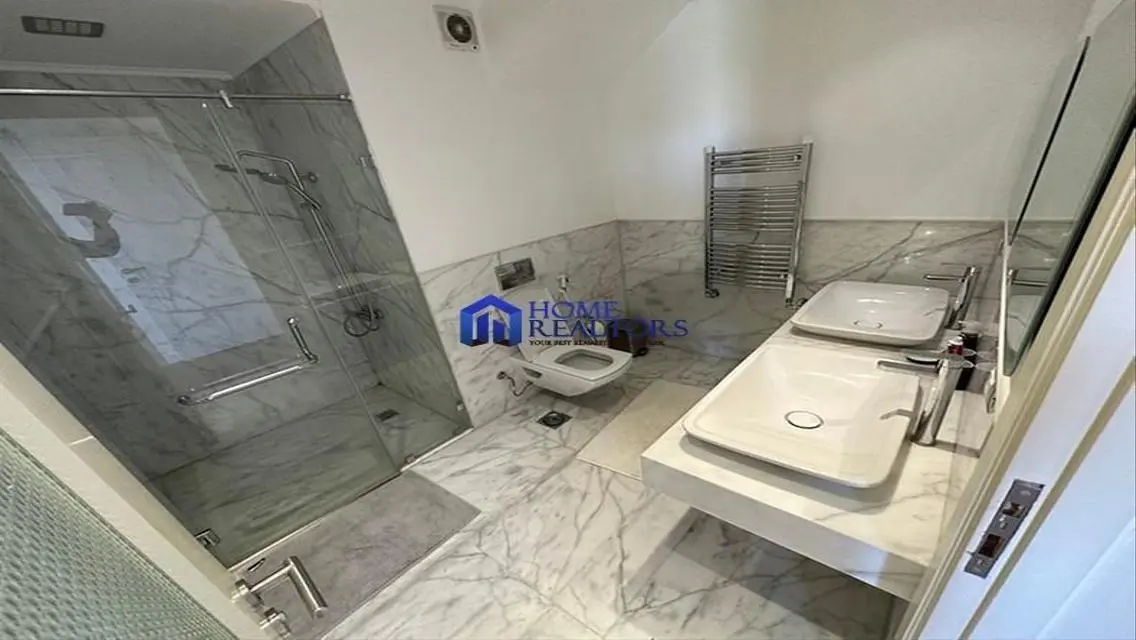 Luxurious Golf-View Apartment for Rent in Katameya Dunes