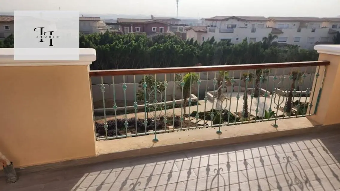 Luxurious Apartment for Sale Spanning 275 Meters