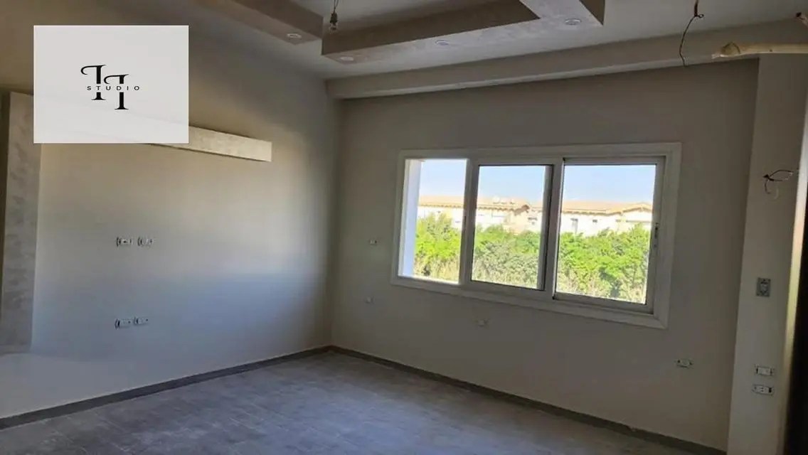 Luxurious Apartment for Sale Spanning 275 Meters