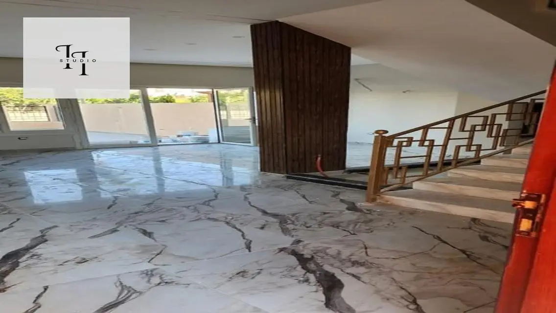 Luxurious Apartment for Sale Spanning 275 Meters