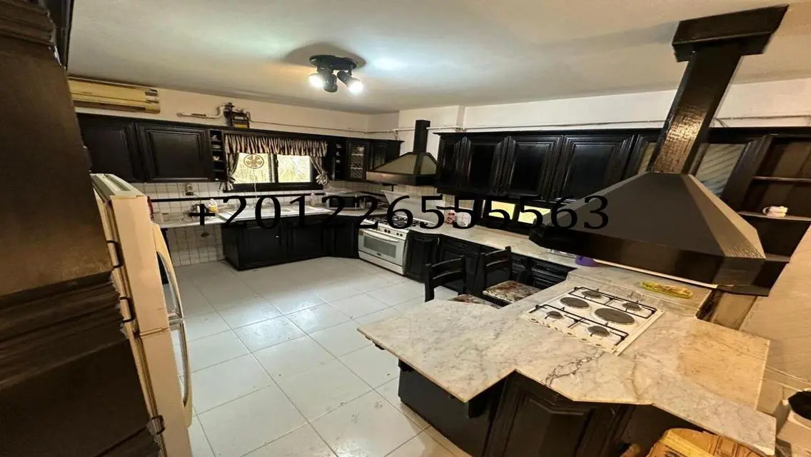 Luxury Apartment for Sale Overlooking Lakes