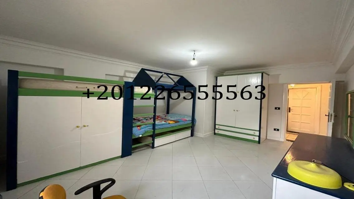 Luxury Apartment for Sale Overlooking Lakes