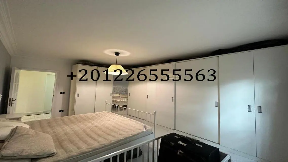 Luxury Apartment for Sale Overlooking Lakes