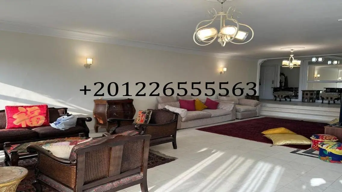 Luxury Apartment for Sale Overlooking Lakes