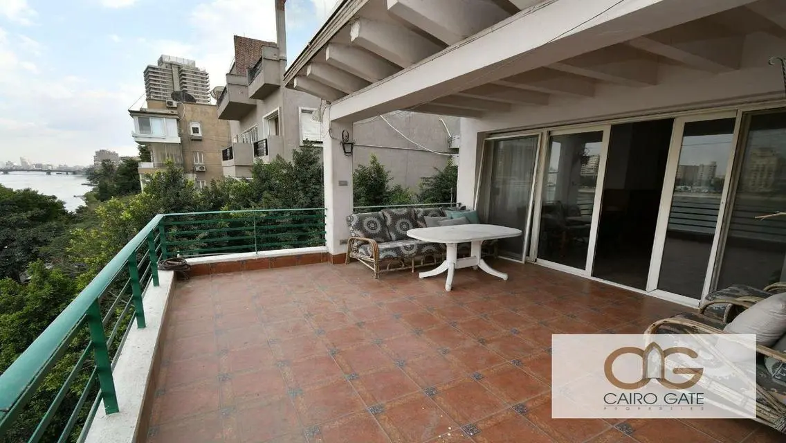 Modern Furnished Apartment with Panoramic Nile View - Zamalek