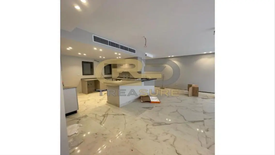 2 Bedroom Apartment for Sale in TREASURE