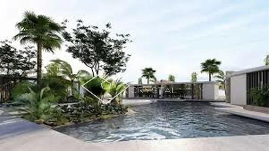 Luxurious Apartment with Lake View
