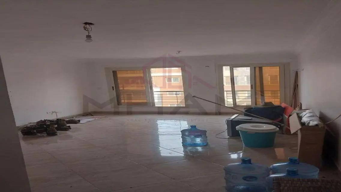 Apartment for Sale in RG0125 - 130 Sq. M