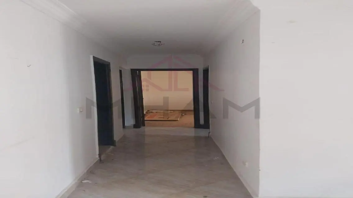 Apartment for Sale in RG0125 - 130 Sq. M