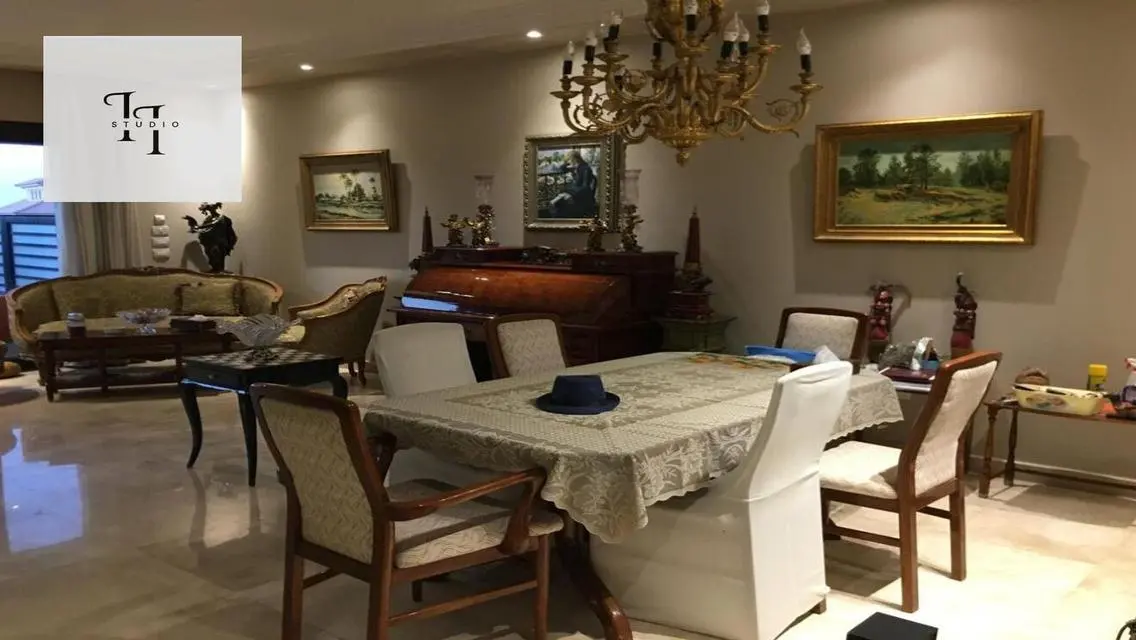 Luxury Apartment for Sale at an Attractive Price in the Heart of the City