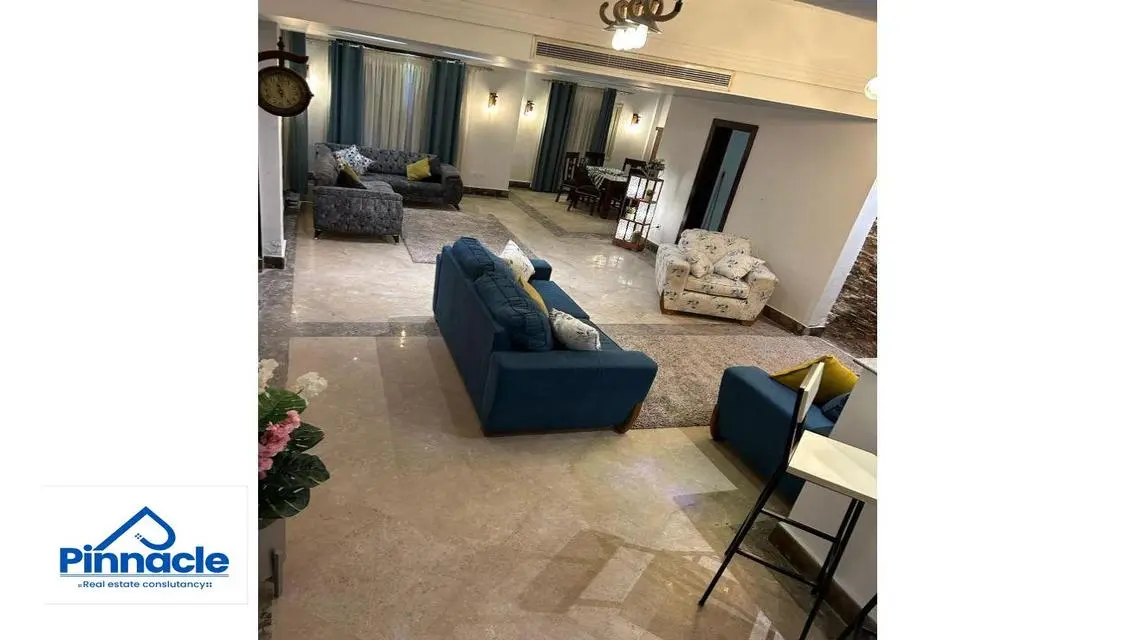 Luxury Apartment of 550 Square Meters with Balcony and Security Guard
