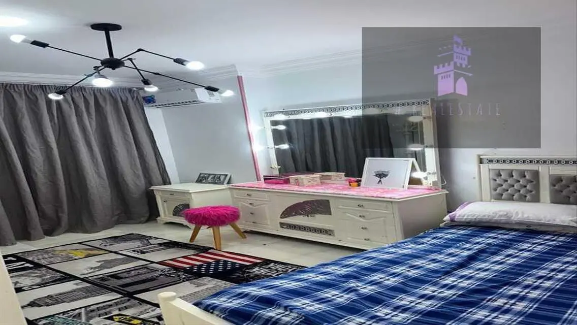 شقة فاخرة للبيع بإطلالة رائعة على البحيرات