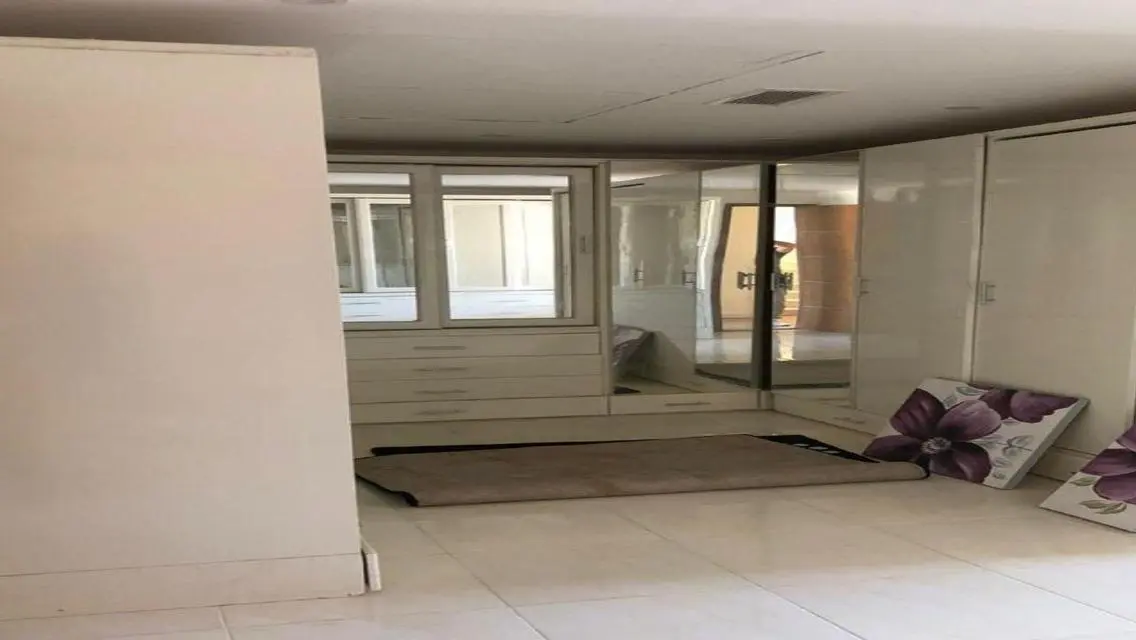 Stunning House for Sale on 450 sqm in Prime Location