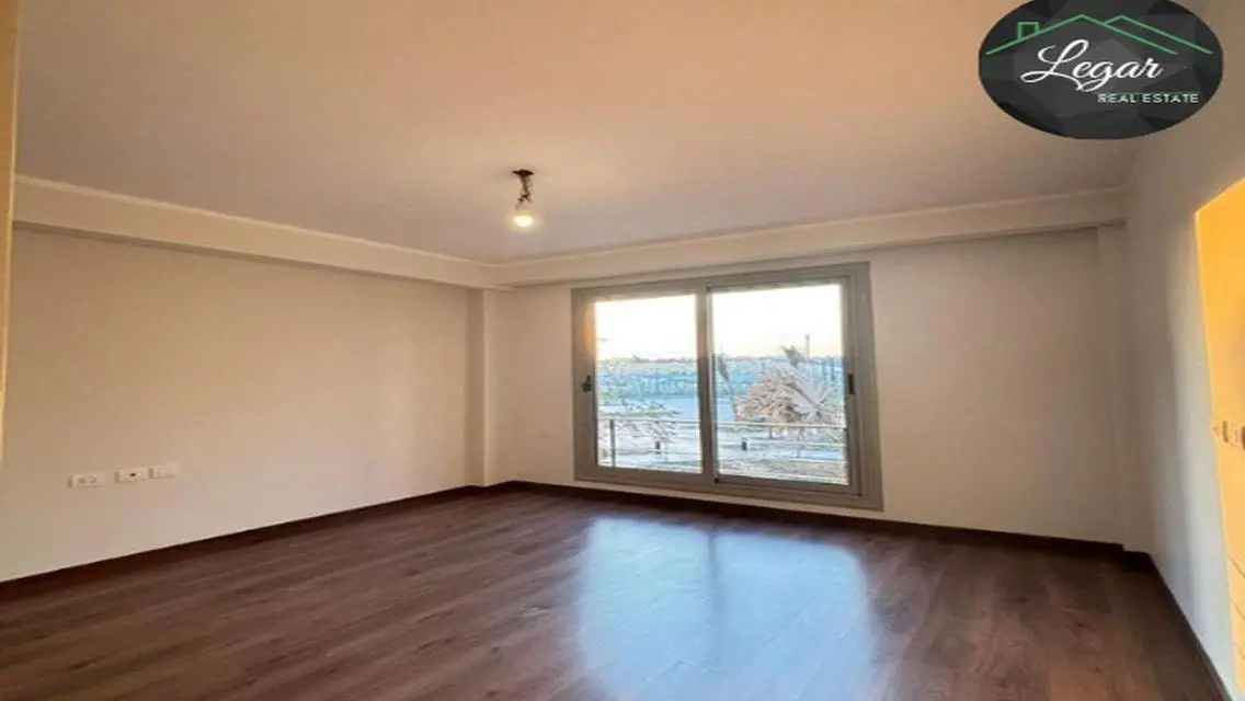 Luxurious Apartment at Palm Parks with Excellent Amenities