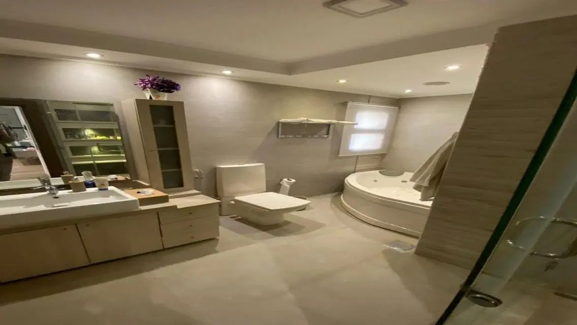 Luxury Villa with Private Pool and Garden