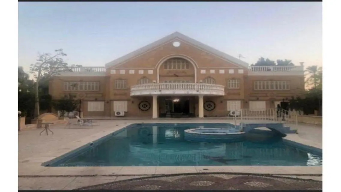 Modern Office for Sale with Spacious Area