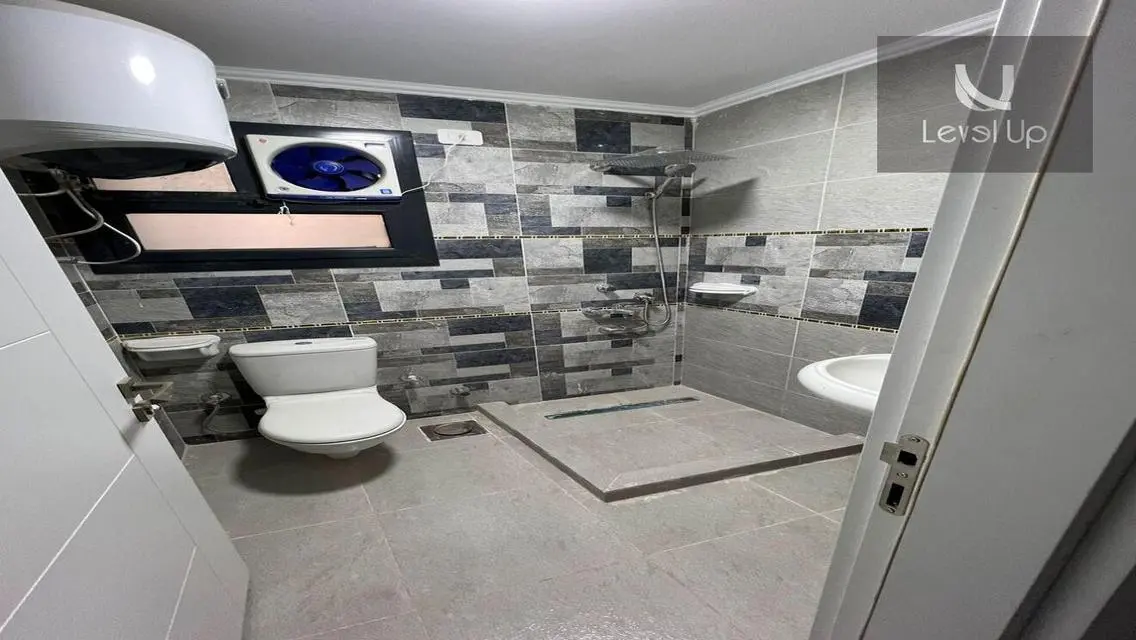 Luxury Apartment in Auc