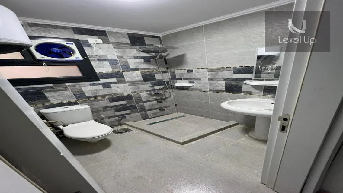 Luxury Apartment in Auc