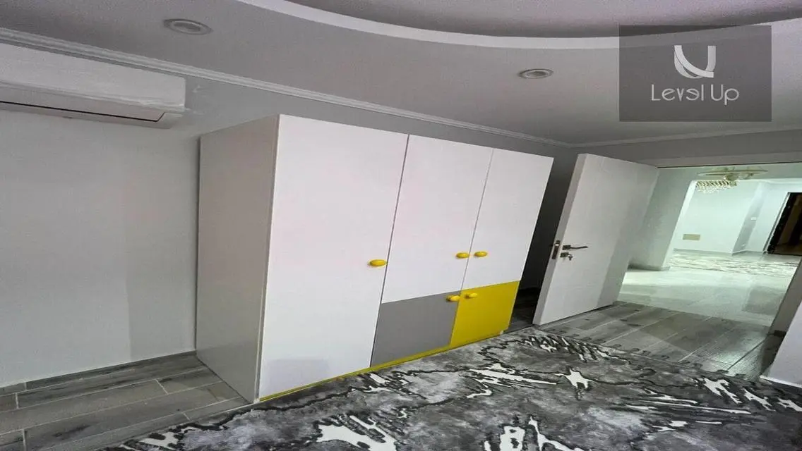Luxury Apartment in Auc