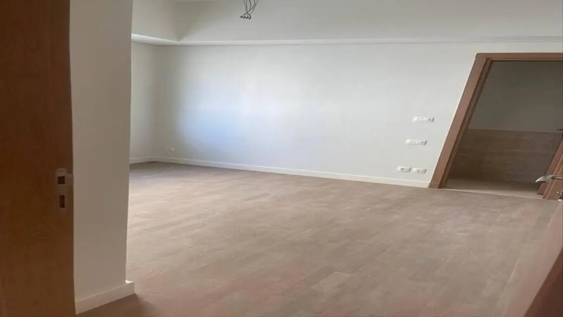 Modern Home with Luxurious Amenities for Sale