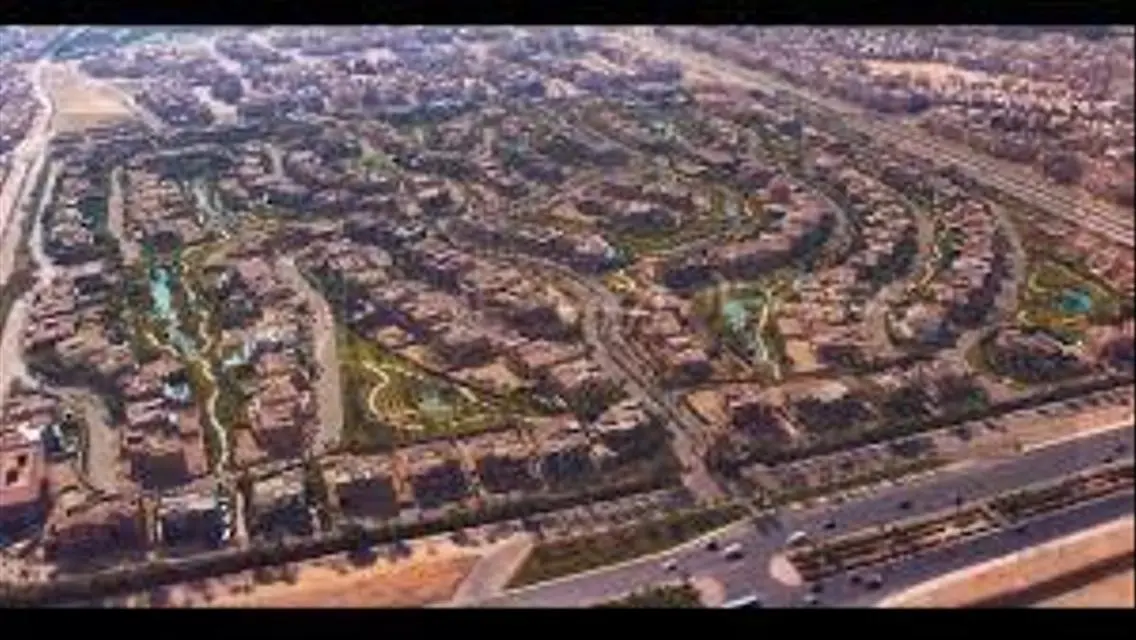 مشروع سكني وتجاري متكامل