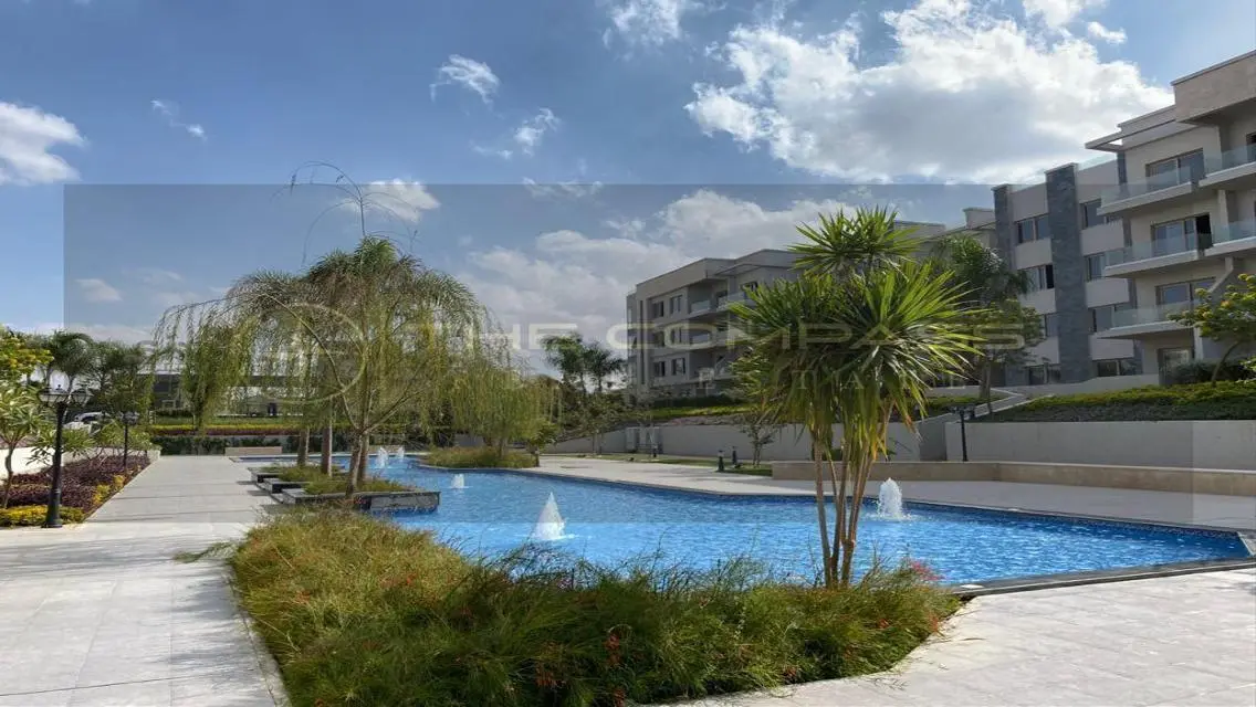 Luxurious Villa in Galleria Moon Valley