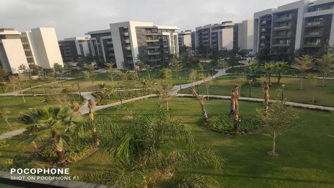 Luxurious Apartment with Maid and Study Room in Prime Location