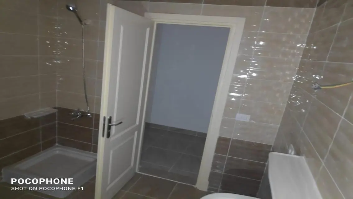Luxurious Apartment with Maid and Study Room in Prime Location