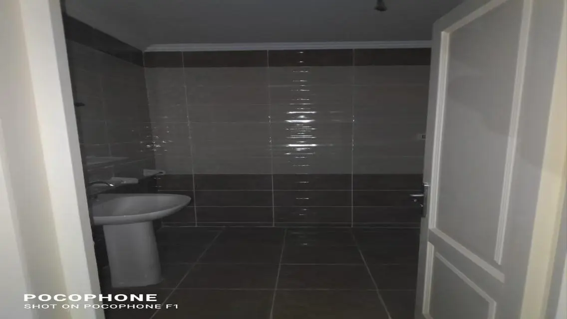 Luxurious Apartment with Maid and Study Room in Prime Location