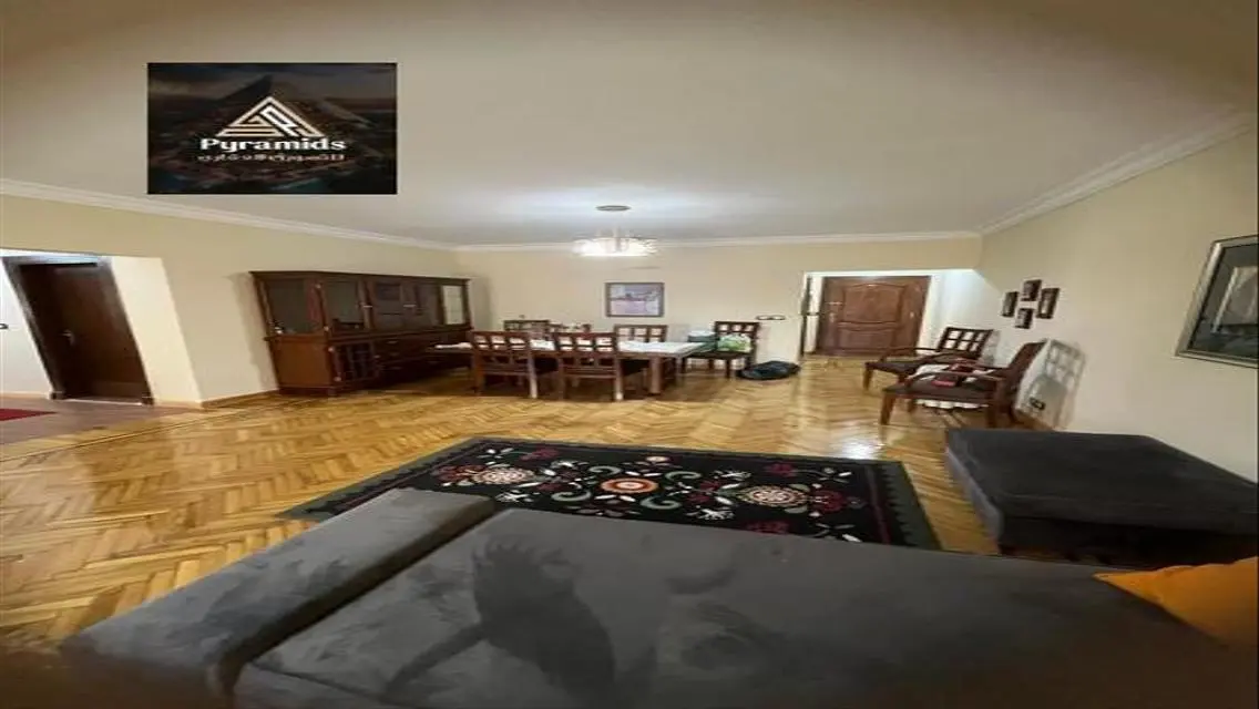 Stunning 3 Bedroom Apartment in Prime Location