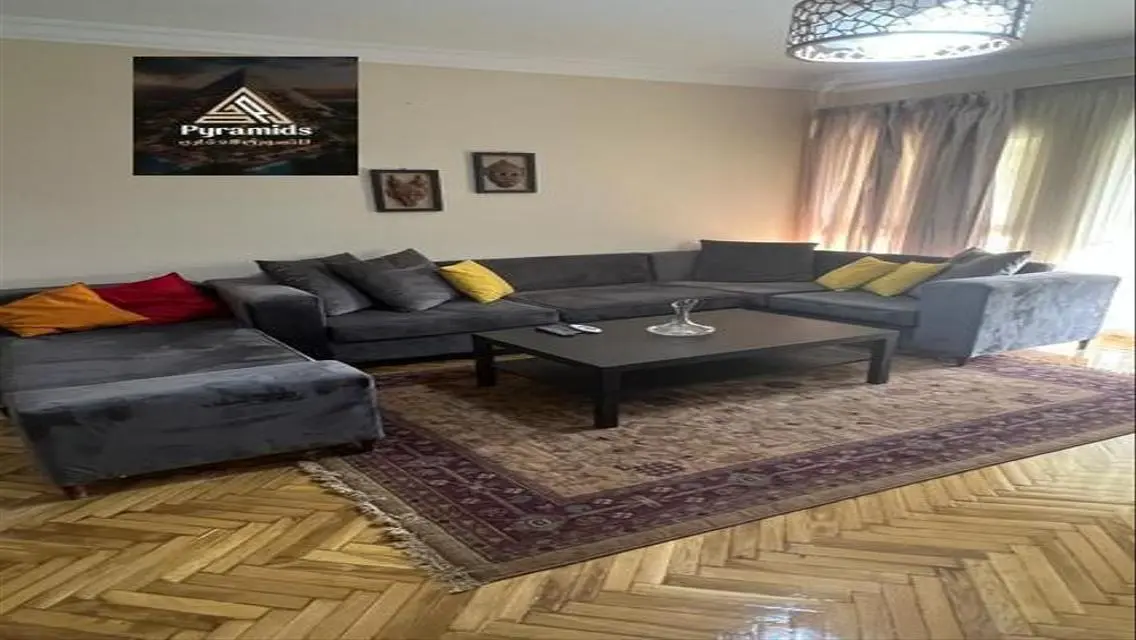 Stunning 3 Bedroom Apartment in Prime Location