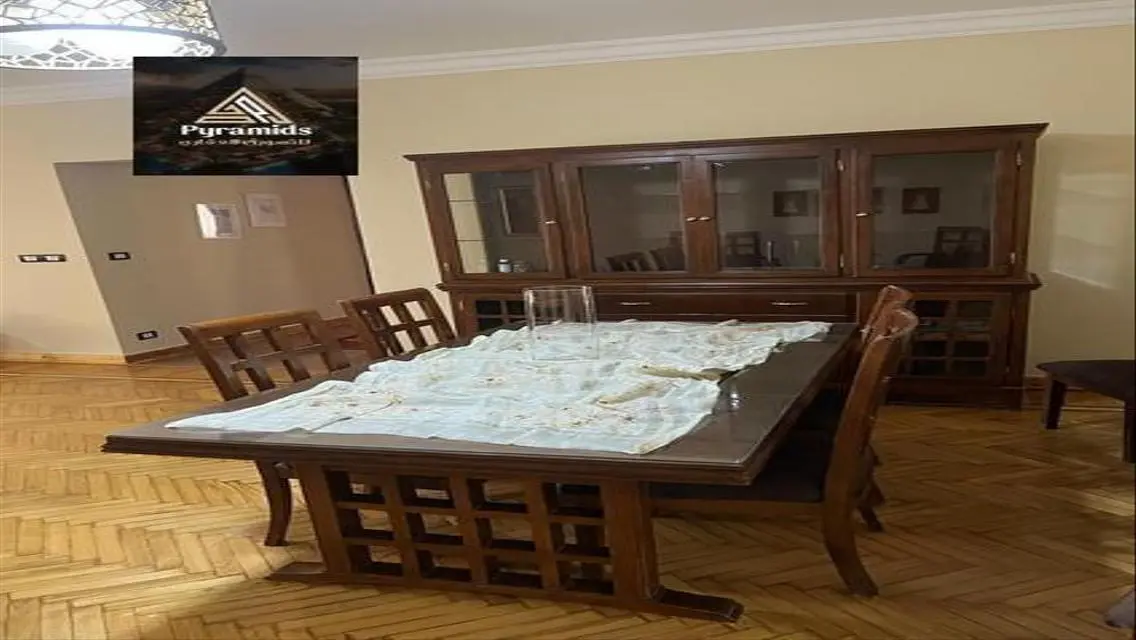 Stunning 3 Bedroom Apartment in Prime Location
