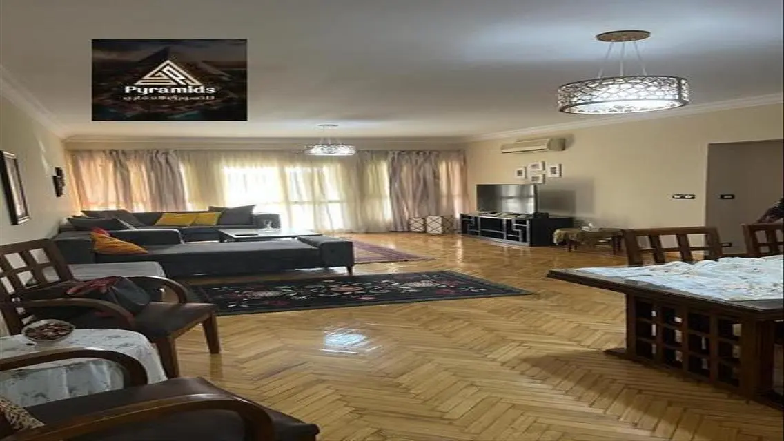 Stunning 3 Bedroom Apartment in Prime Location