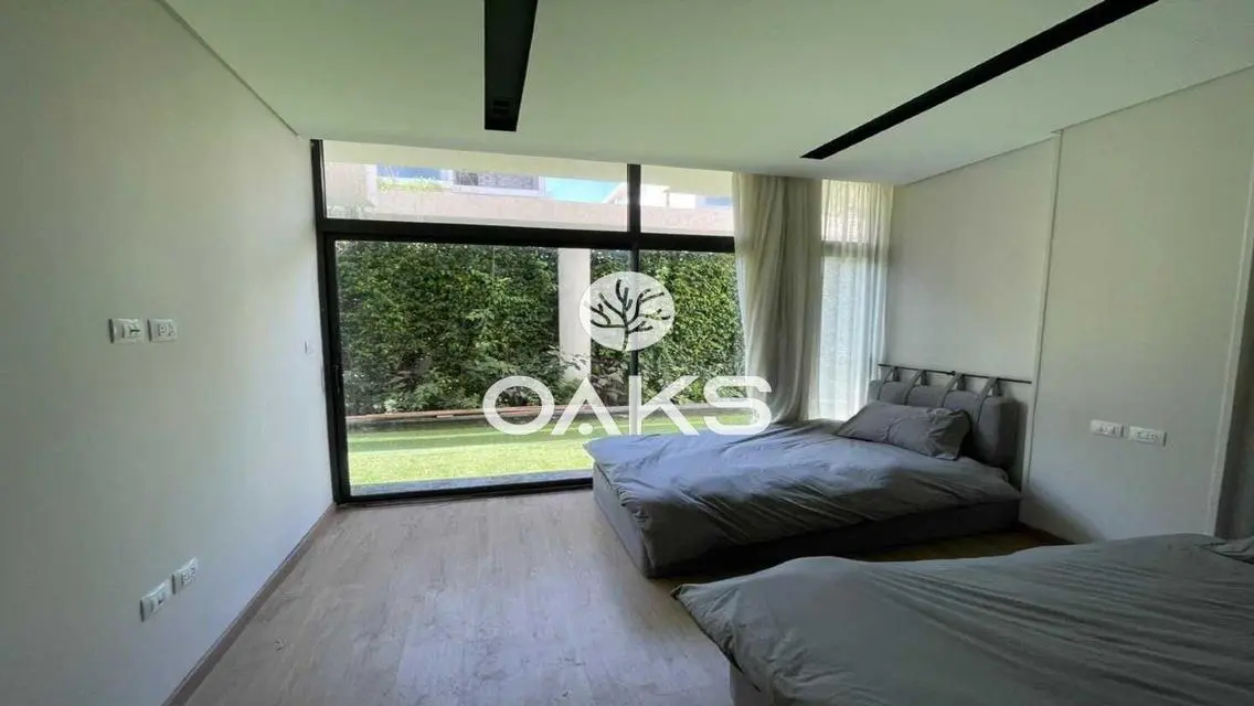 Luxury Villa in Swan Lake West, 6th of October