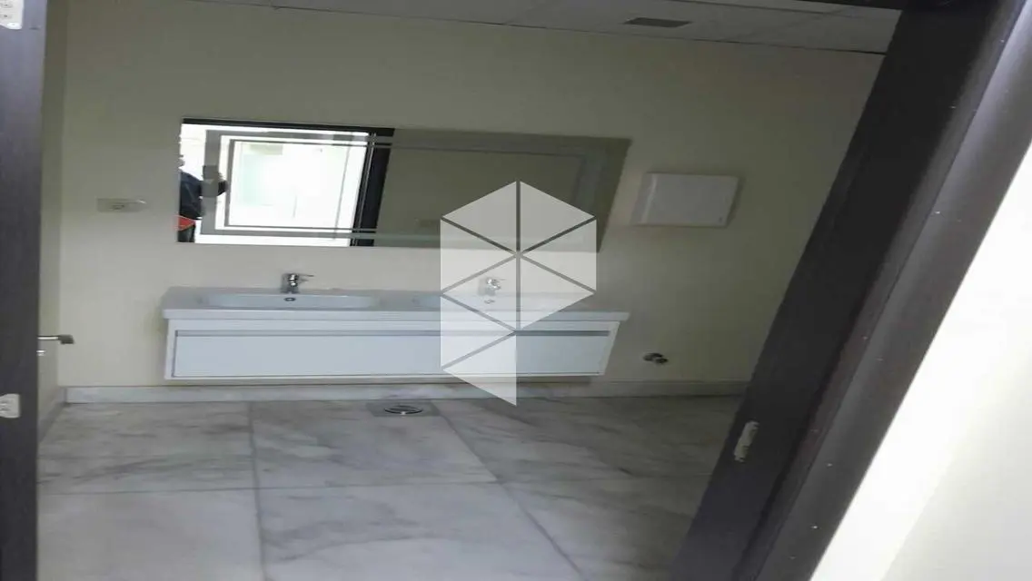 Modern Office for Rent in a Prime Location at an Attractive Price