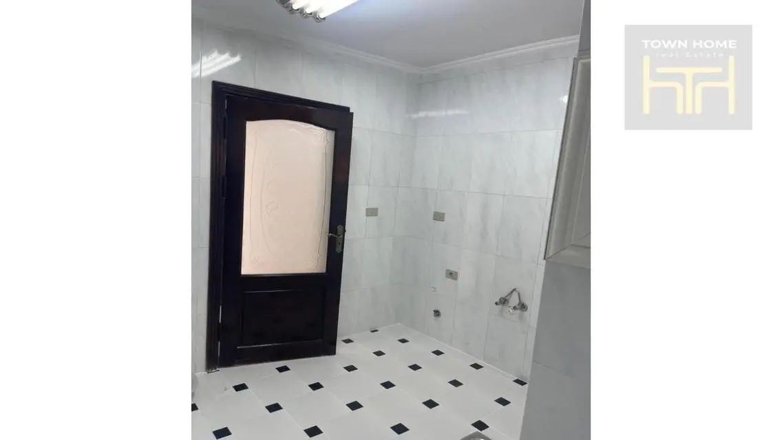 شقة مميزة للبيع في منطقة حيوية