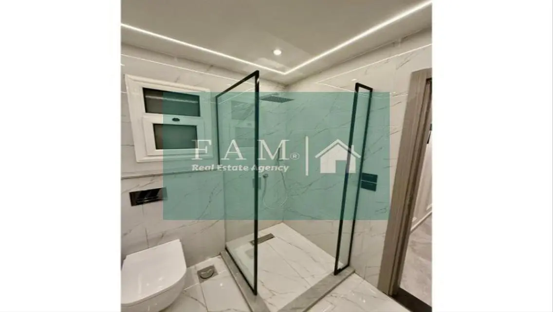 Stunning Apartment in The Strip - 96 sqm