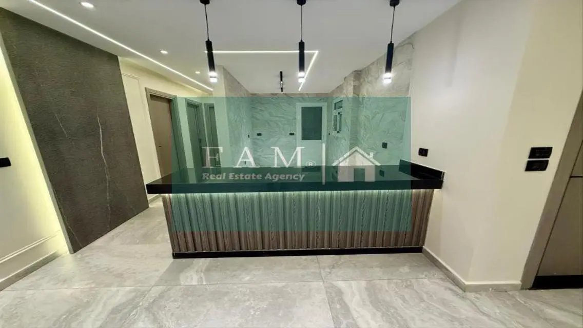 Stunning Apartment in The Strip - 96 sqm