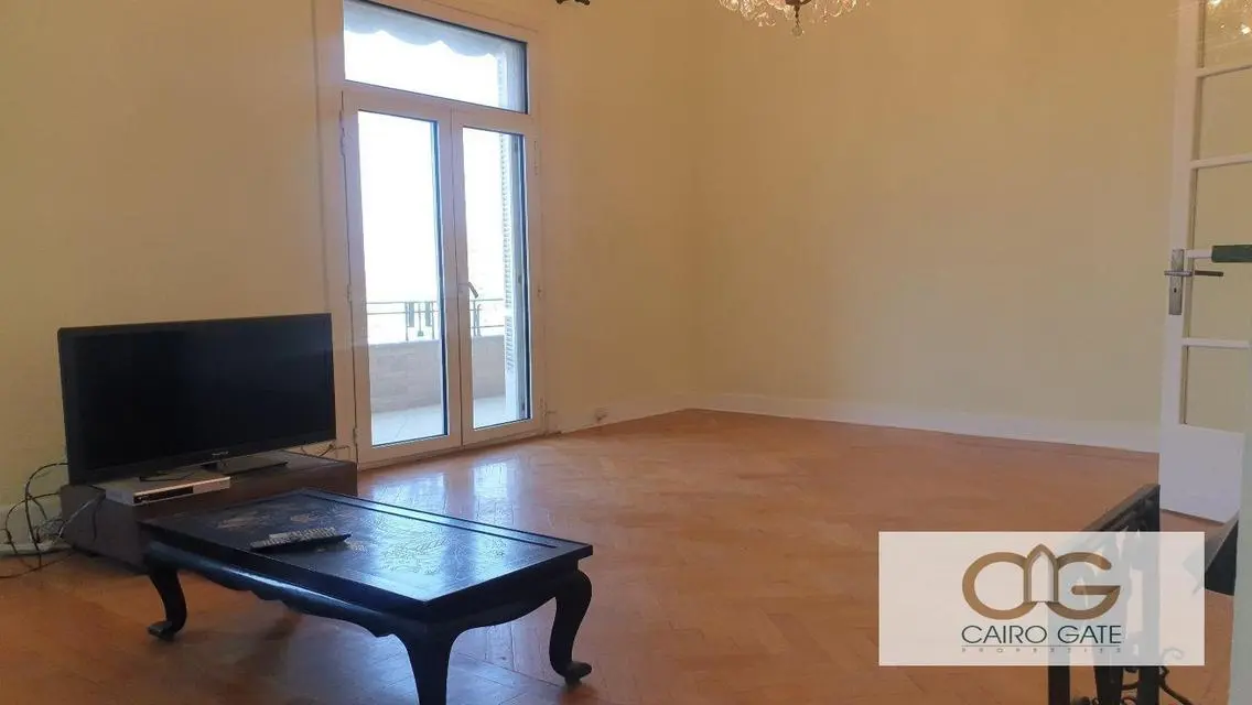 High-Ceiling Furnished Apartment in Zamalek