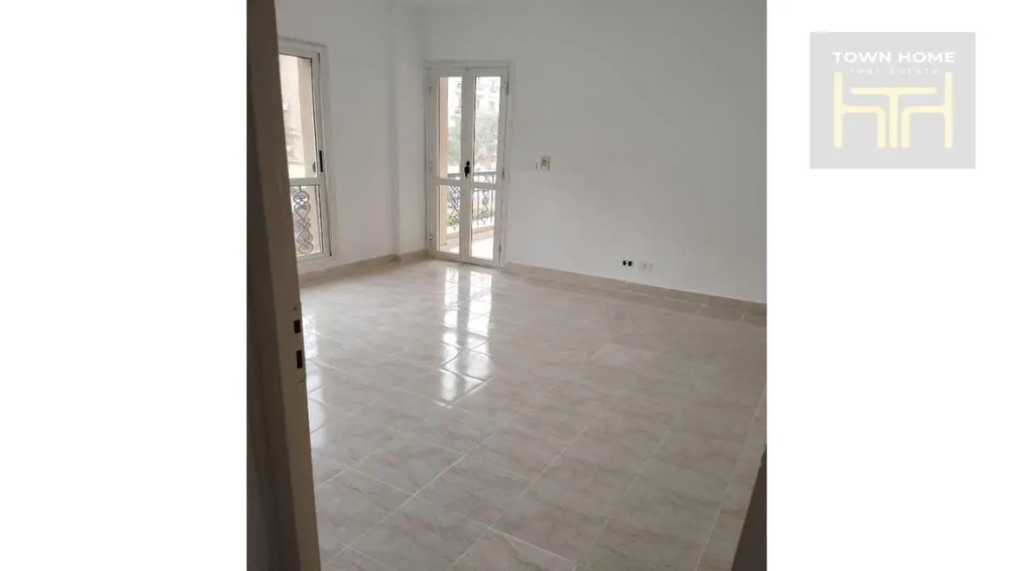 Apartment for Sale - Three Bedrooms in a Prime Location