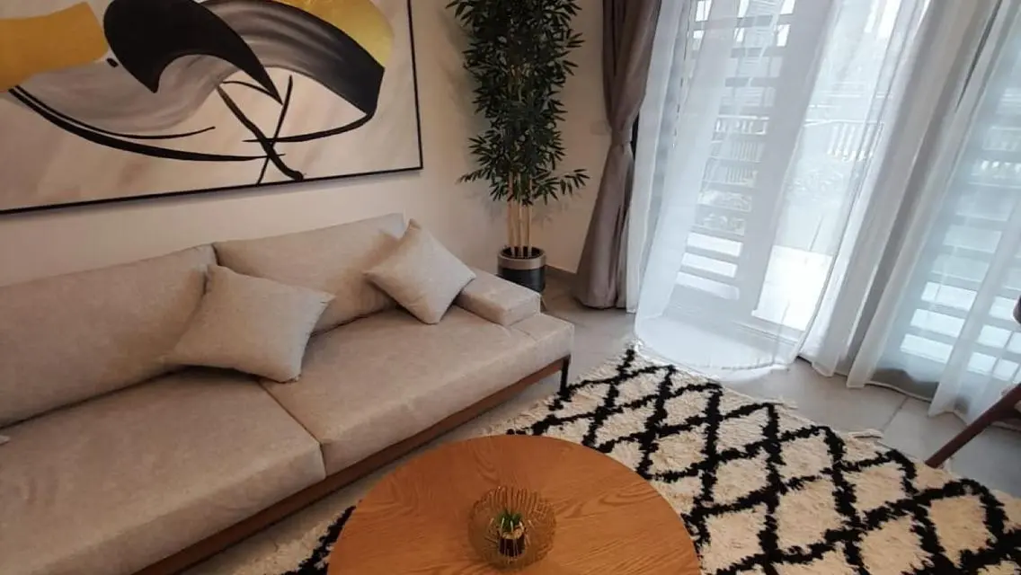 Luxury Apartment for Rent in Prime Location