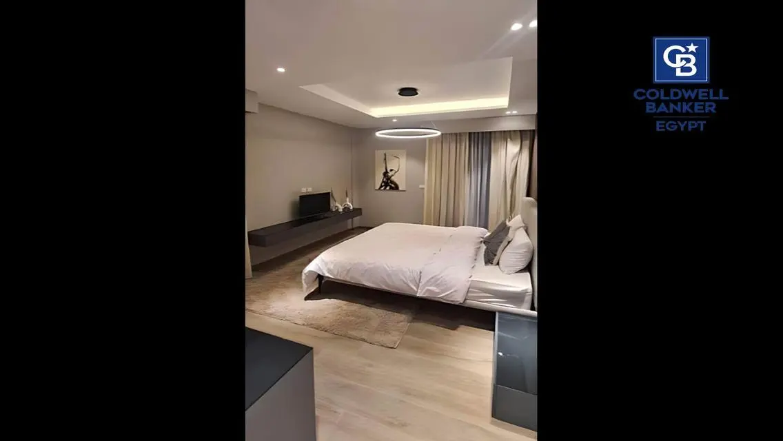 Luxurious Villa for Sale in the Heart of the City