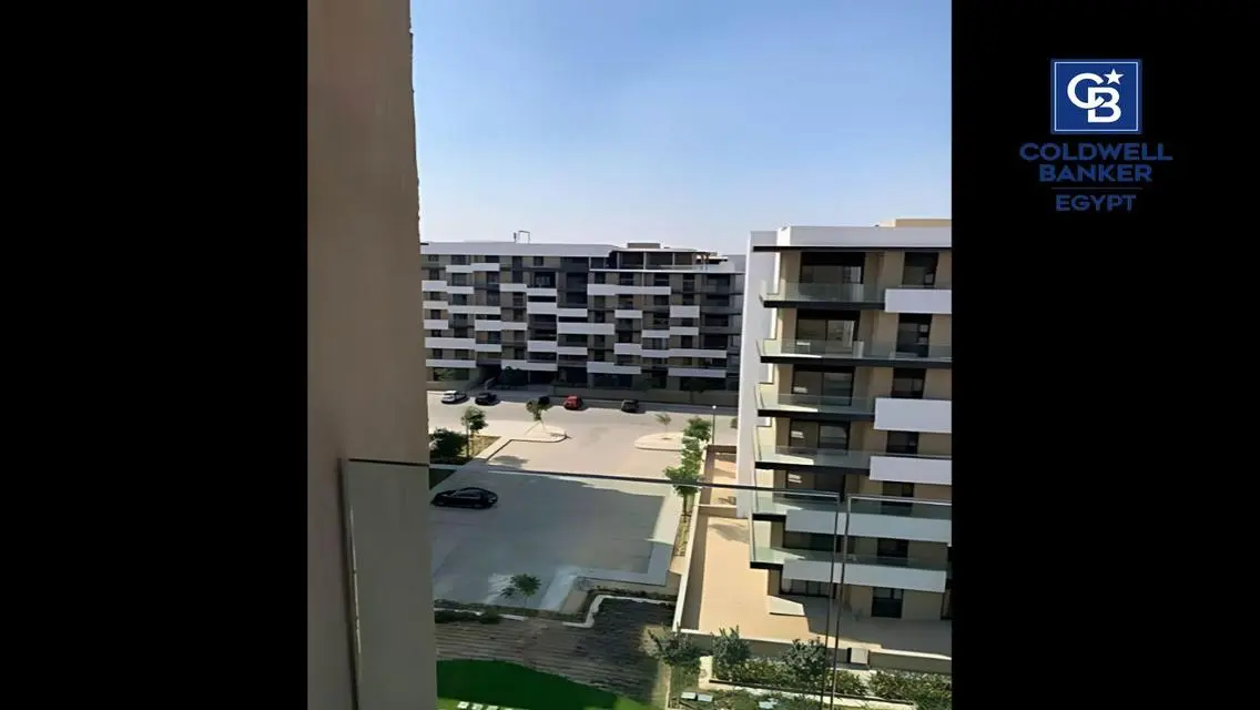 Luxurious Apartment for Sale with Lake Views