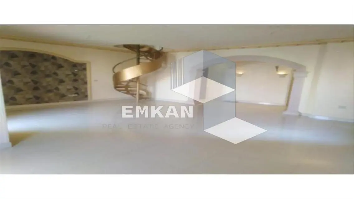 Luxury Apartment with 360 sqm in the Heart of the City