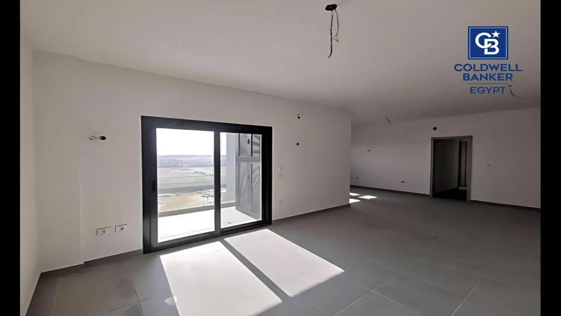 Luxury Villa For Sale with 180 sqm and Complete Amenities
